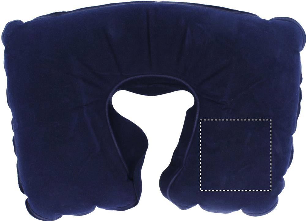 RIGHT PILLOW (max 80 x 80 mm)